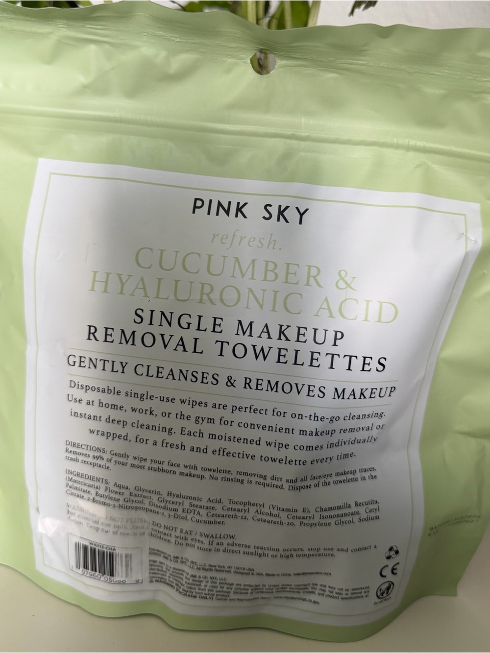 Pink Sky Cucumber & Hyaluronic Acid Single Makeup Removal Towelettes - Green